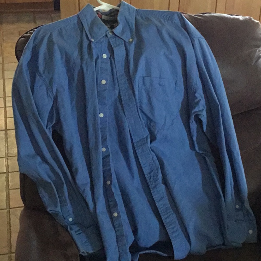 Men’s casual button down